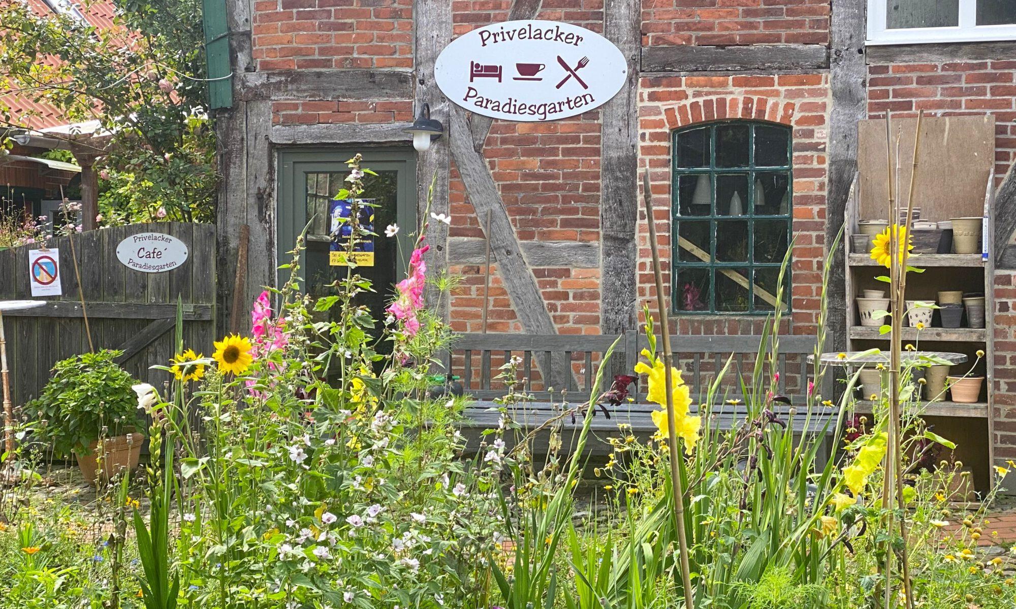 hier findest Du die Öffnungszeiten für die Gastronomie im Privelacker Paradiesgarten. Zimmer und Ferienwohnung können jeden Tag gebucht werden.
